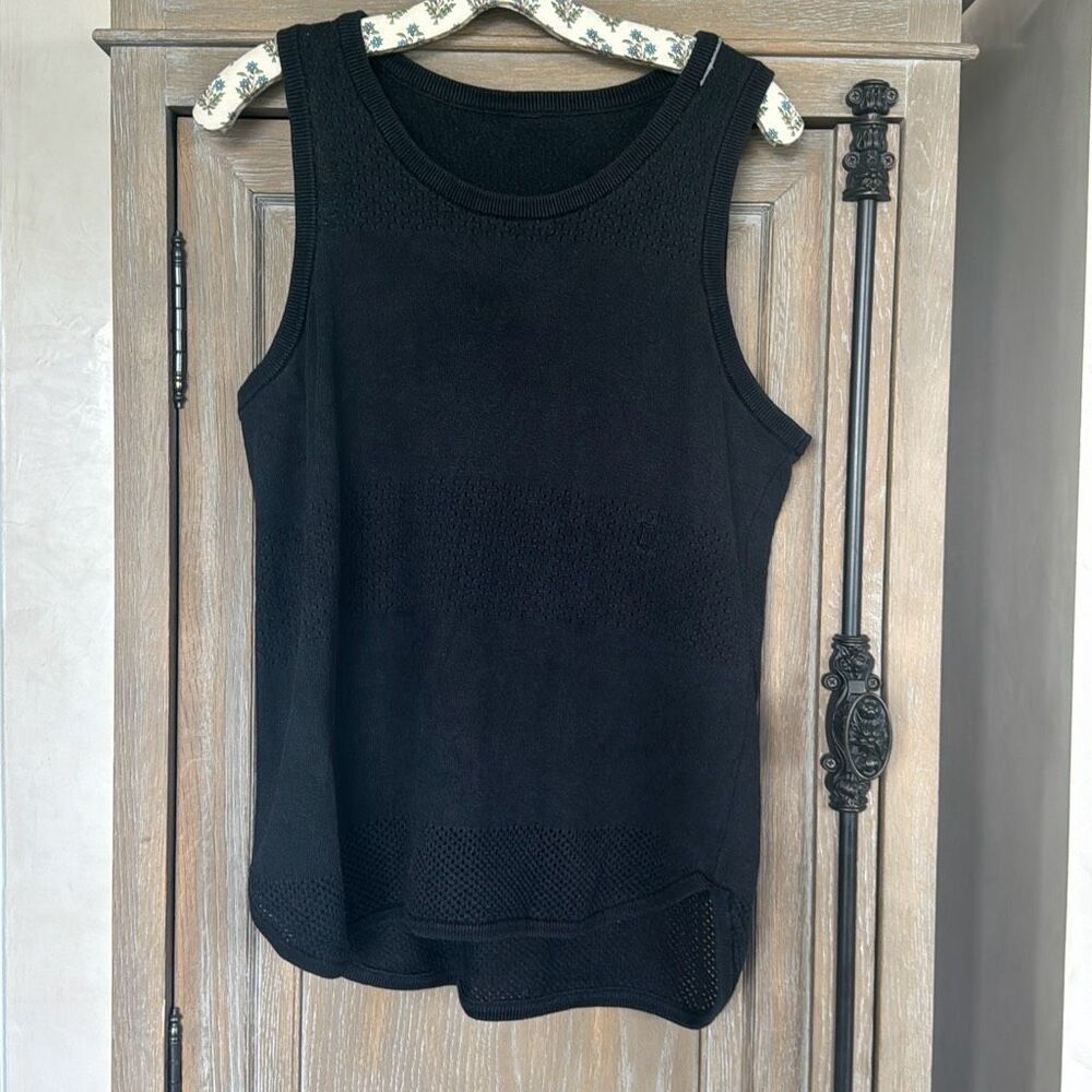 Kit and Ace long black tank top athletic top size medium